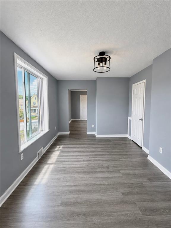 488 New York Avenue Rochester, PA 15074 - Photo 5 of 14 Gallery Image 5
