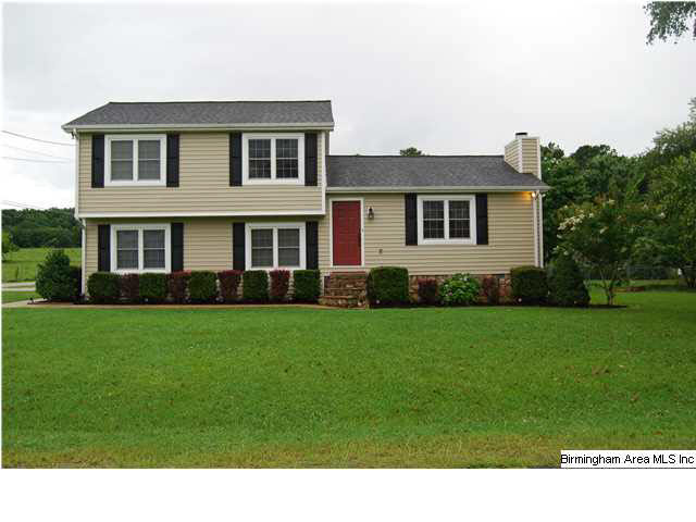 1500 Rockview Circle Weaver, AL 36277 - Photo 1 of 23