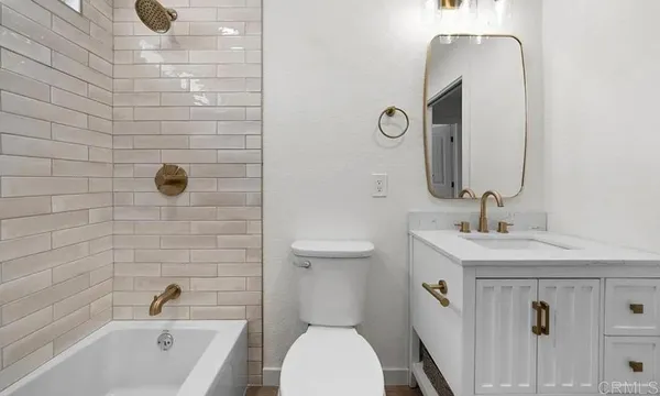 $3,295 | 3825 Van Dyke Avenue, Unit 3, San Diego, CA 92105