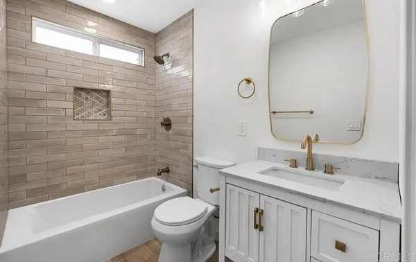 $3,295 | 3825 Van Dyke Avenue, Unit 3, San Diego, CA 92105