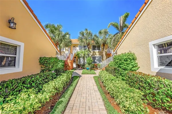 $6,500 | 2365 Bayou Lane, Unit 7003, Naples, FL 34112
