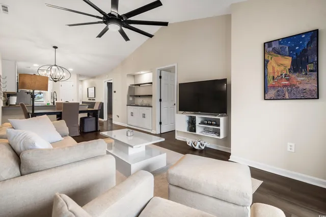 $1,650 | 609 Waterway Village Boulevard, Unit 2H, Myrtle Beach, SC 29579