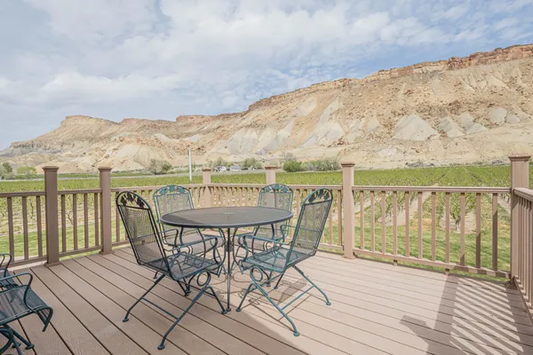 $2,259,000 | 3652 1/2 G 7/10 Road, Palisade, CO 81526