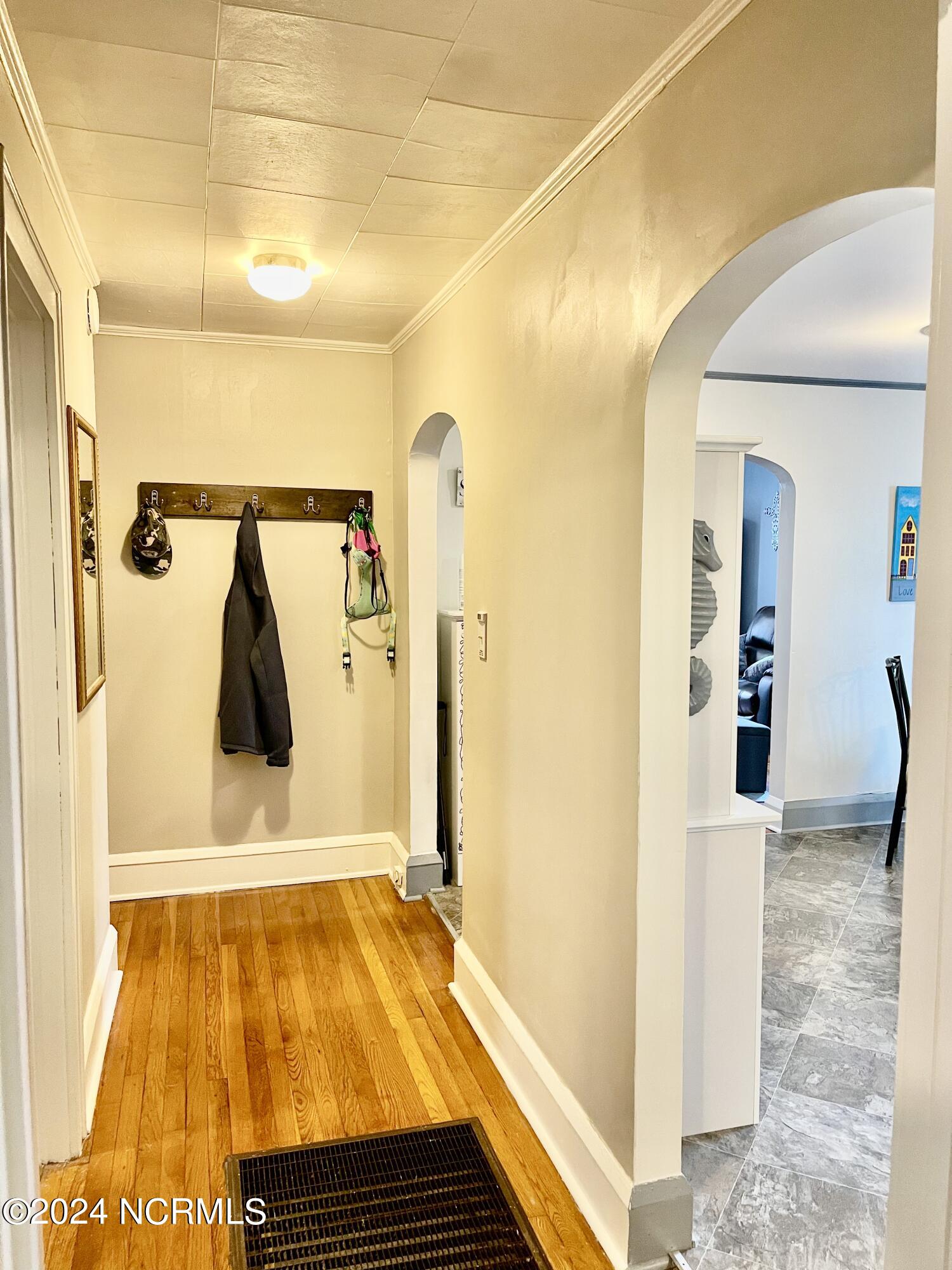 503 Leak Street Rockingham, NC 28379 - Photo 10 of 27 Hallway