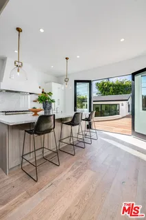 $3,275,000 | 935 South Burnside Avenue, Los Angeles, CA 90036