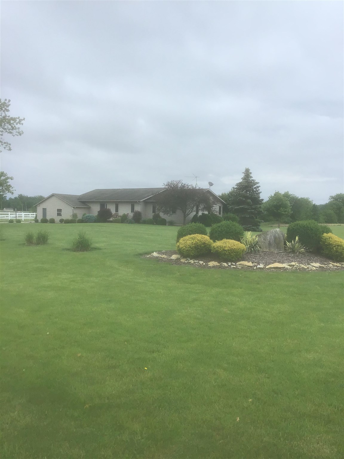 17534 Doty Road New Haven, IN 46774 - Photo 2 of 17 Gallery Image 2
