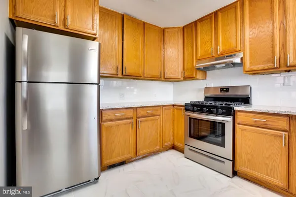 $3,900 | 502 North Mansfield Street, Alexandria, VA 22304