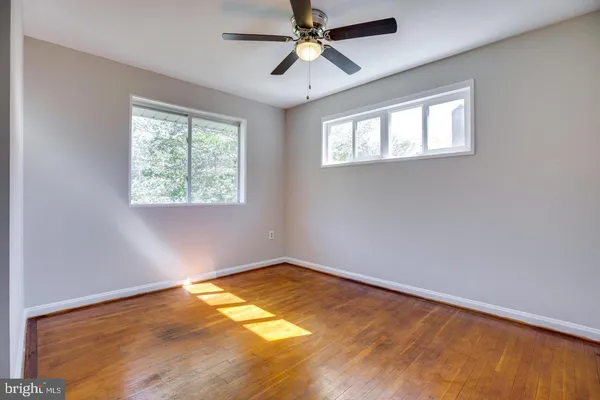 $3,900 | 502 North Mansfield Street, Alexandria, VA 22304