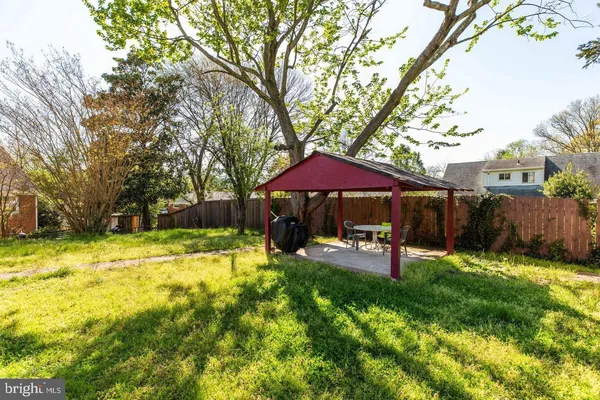 $3,900 | 502 North Mansfield Street, Alexandria, VA 22304