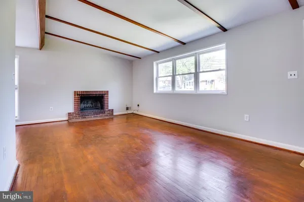 $3,900 | 502 North Mansfield Street, Alexandria, VA 22304