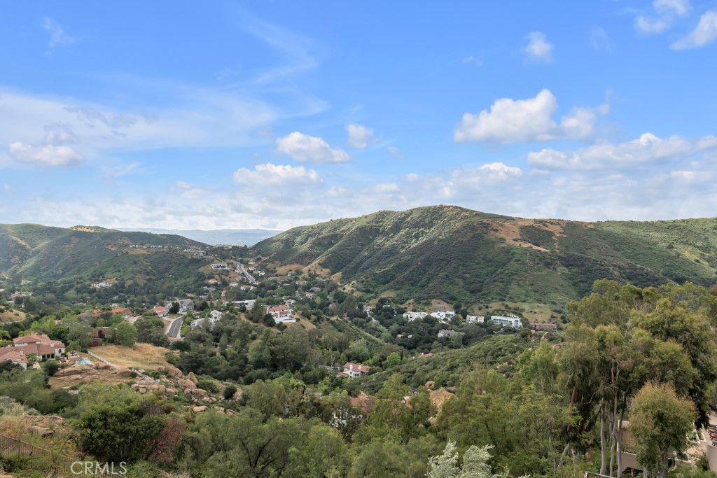 28 Ranchero Road Bell Canyon, CA 91307 - Photo 26 of 28