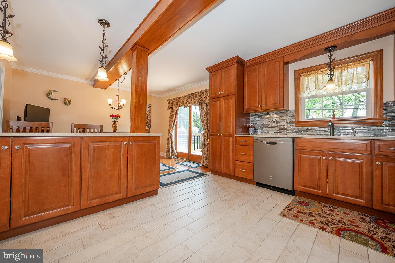 880 Parkwood Road Blue Bell, PA 19422 - Photo 14 of 44