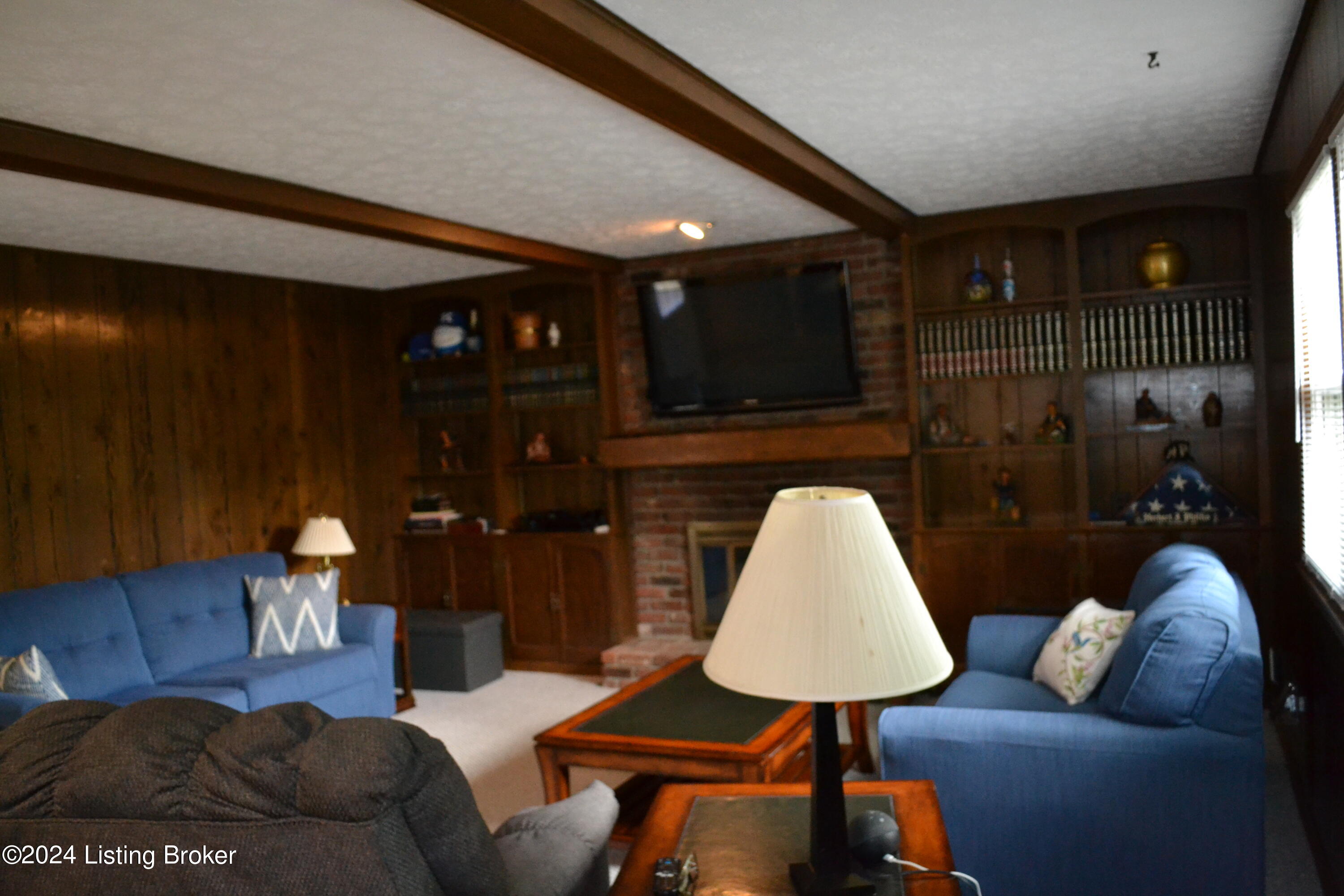 9302 Collingwood Road Louisville, KY 40299 - Photo 44 of 82 DSC_0044