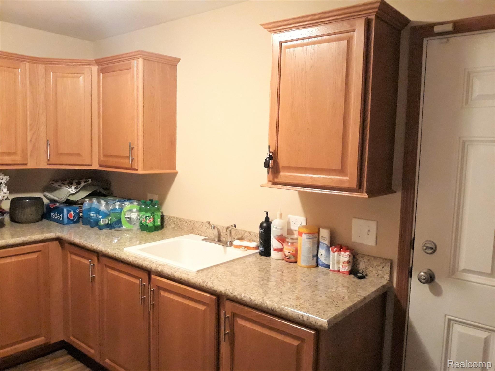 23540 Karr Road Belleville, MI 48111 - Photo 23 of 24 20200717_140021.jpg