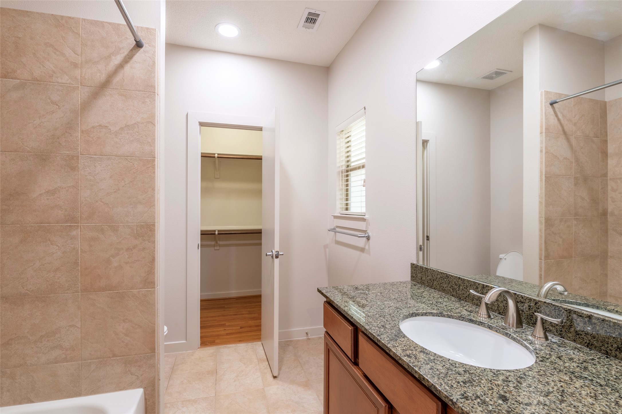 4040 Center Street Houston, TX 77007 - Photo 19 of 24