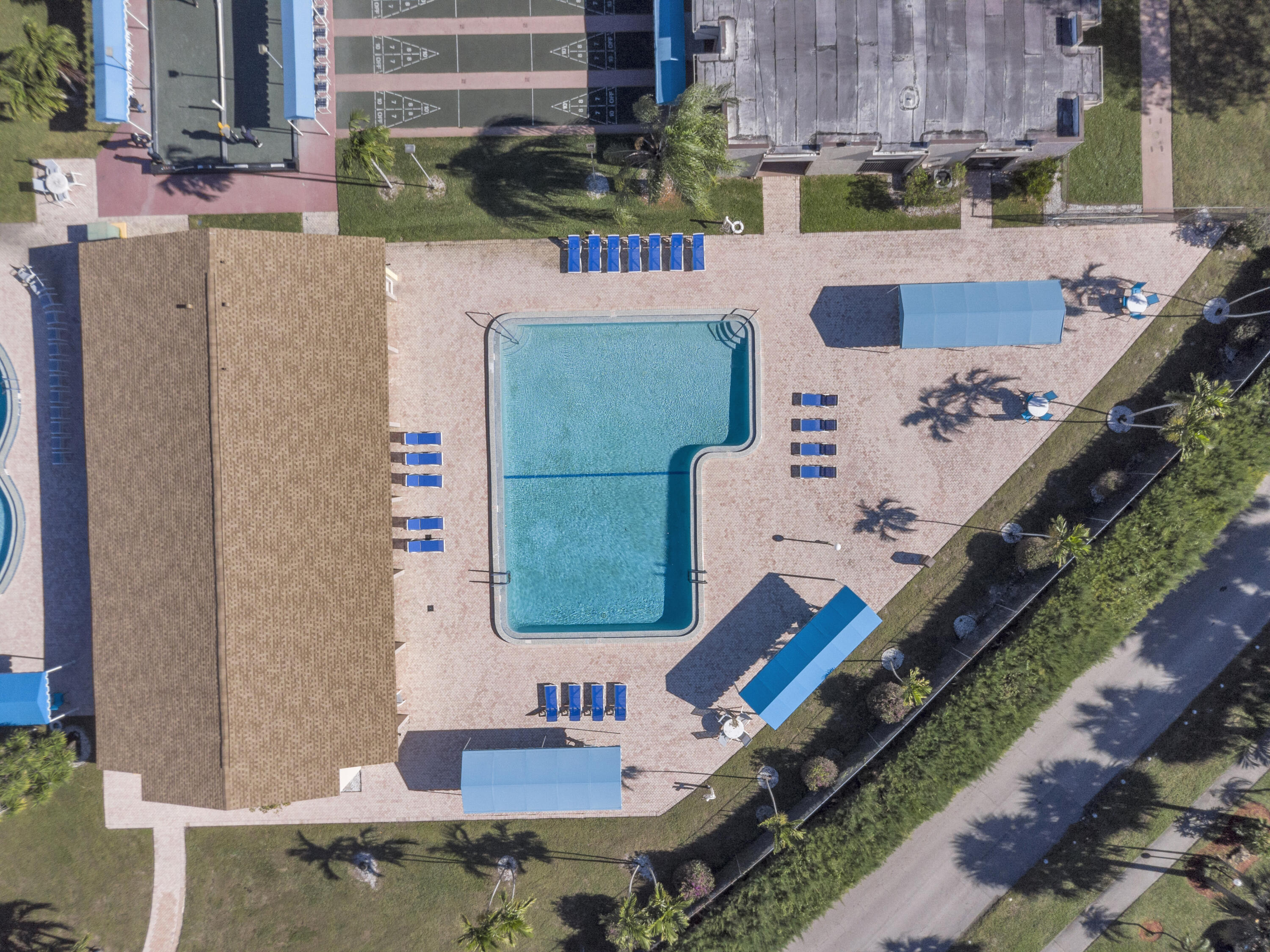 504 Davis Road, Unit 86 Palm Springs, FL 33461 - Photo 19 of 25 a aerial view of a house with outdoor space