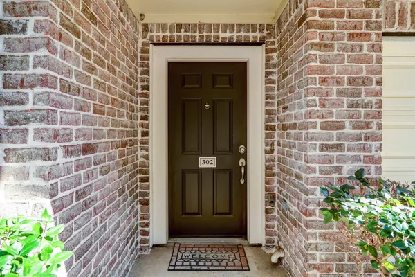 $2,200 | 3001 Murworth Drive, Unit 302, Houston, TX 77025