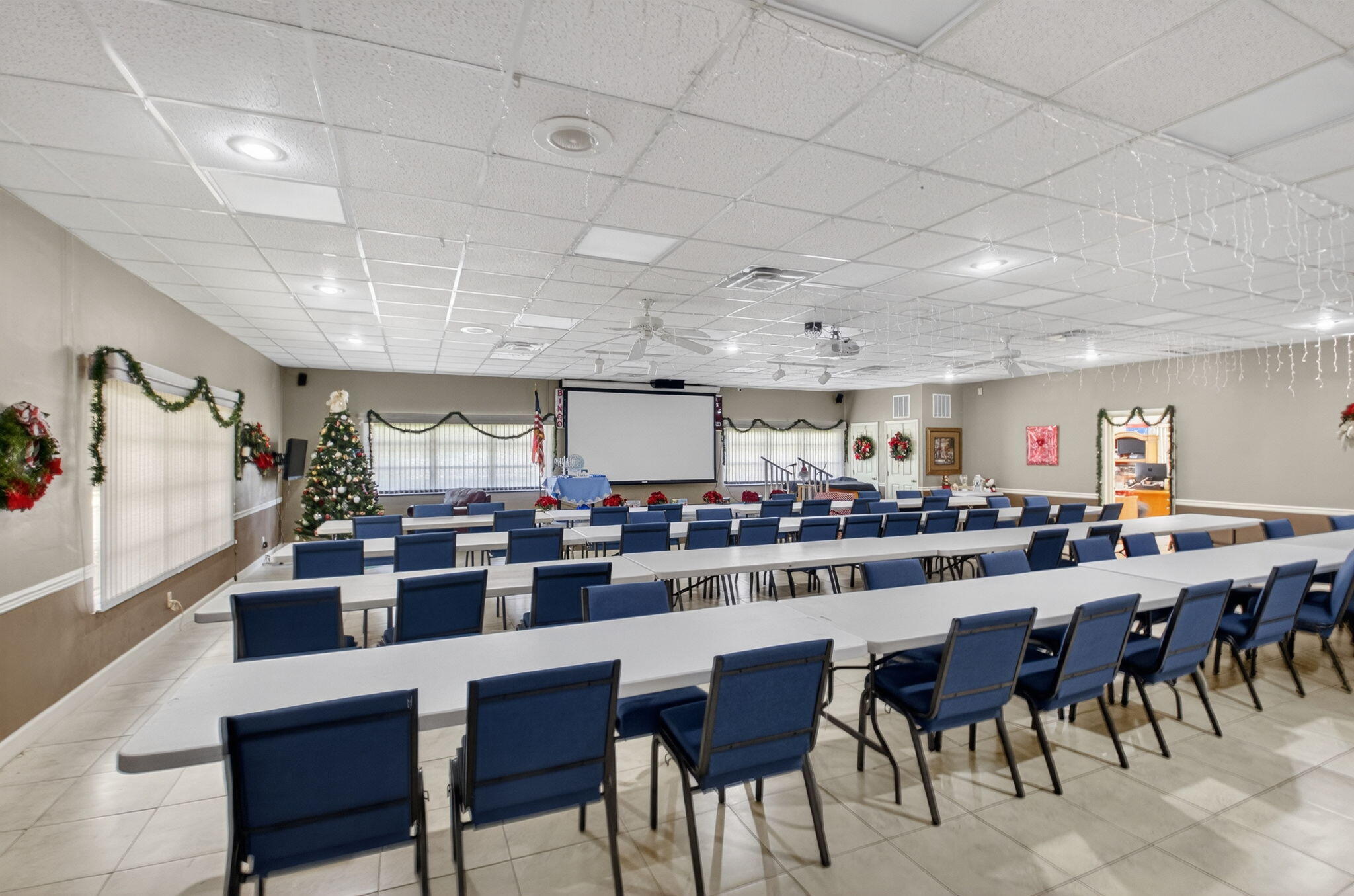 1390 High Point Way Southwest, Unit D Delray Beach, FL 33445 - Photo 25 of 39 a view of a dining area with furniture