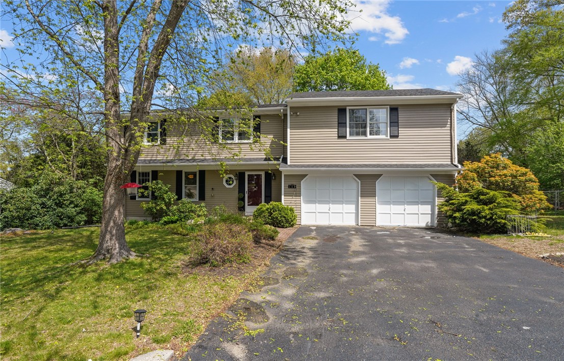 160 Sage Drive Warwick, RI 02886 - Photo 2 of 50