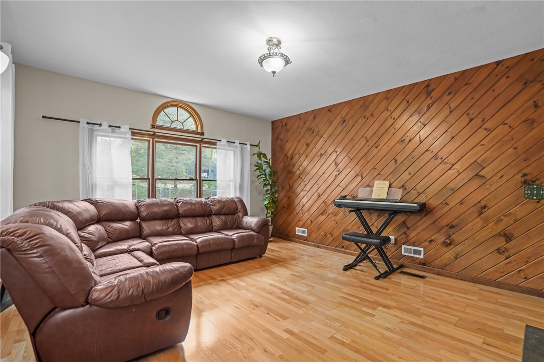 160 Sage Drive Warwick, RI 02886 - Photo 23 of 50