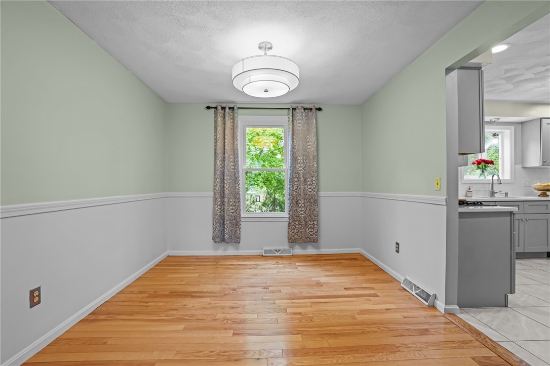 160 Sage Drive Warwick, RI 02886 - Photo 10 of 50