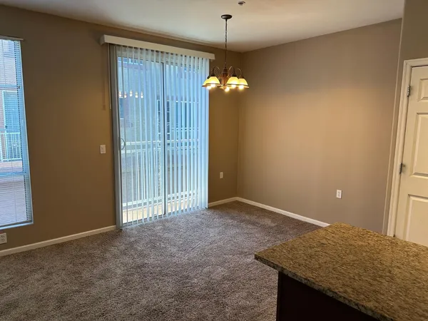 $1,700 | 1920 East Bell Road, Unit 1140, Phoenix, AZ 85022