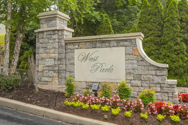 $2,450 | 7277 Charlotte Pike, Unit 112, Nashville, TN 37209