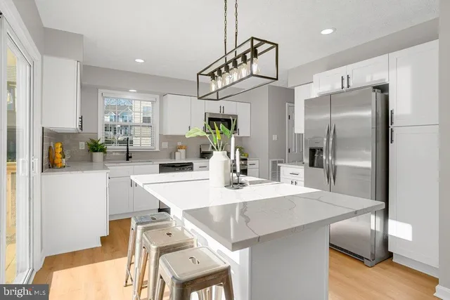 $539,000 | 6705 Huntshire Drive, Elkridge, MD 21075