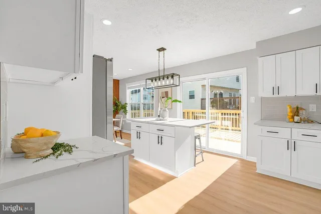 $539,000 | 6705 Huntshire Drive, Elkridge, MD 21075