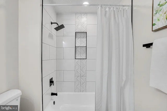 $539,000 | 6705 Huntshire Drive, Elkridge, MD 21075