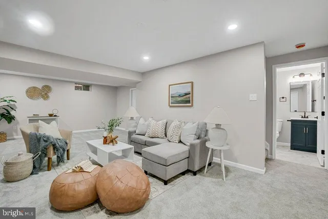 $539,000 | 6705 Huntshire Drive, Elkridge, MD 21075