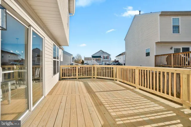 $539,000 | 6705 Huntshire Drive, Elkridge, MD 21075