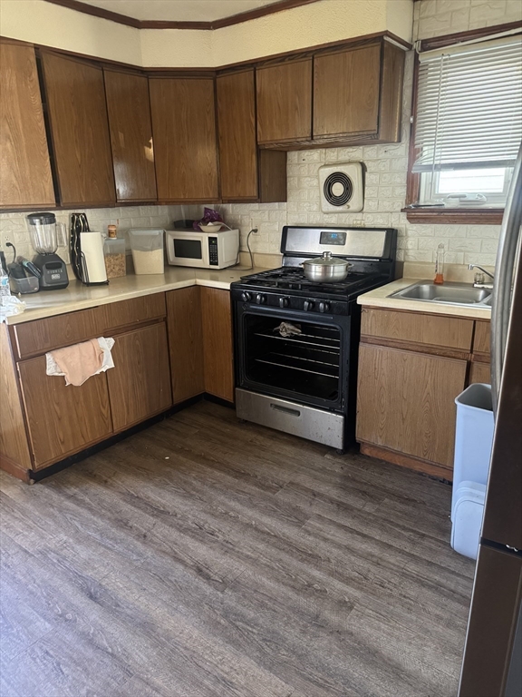 186 Fountain Street Fall River, MA 02721 - Photo 11 of 30 Gallery Image 11
