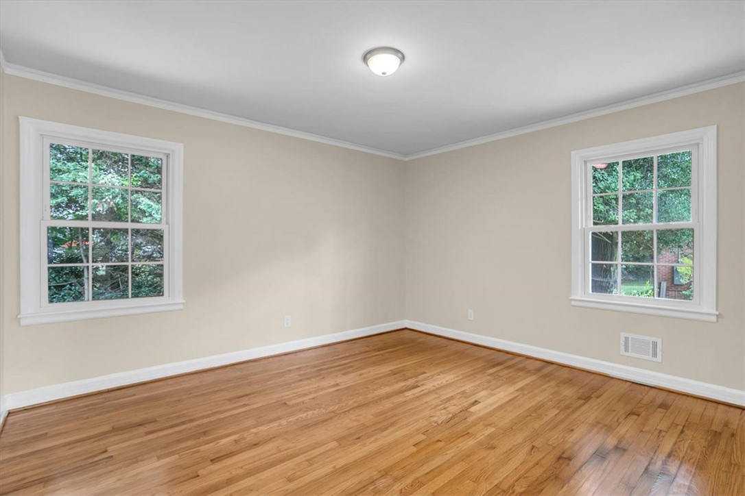 207 Forest Drive Easley, SC 29640 - Photo 23 of 34