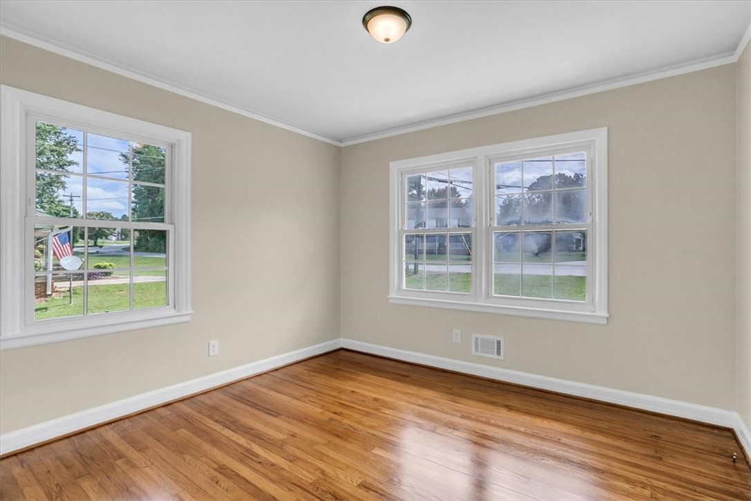 207 Forest Drive Easley, SC 29640 - Photo 25 of 34