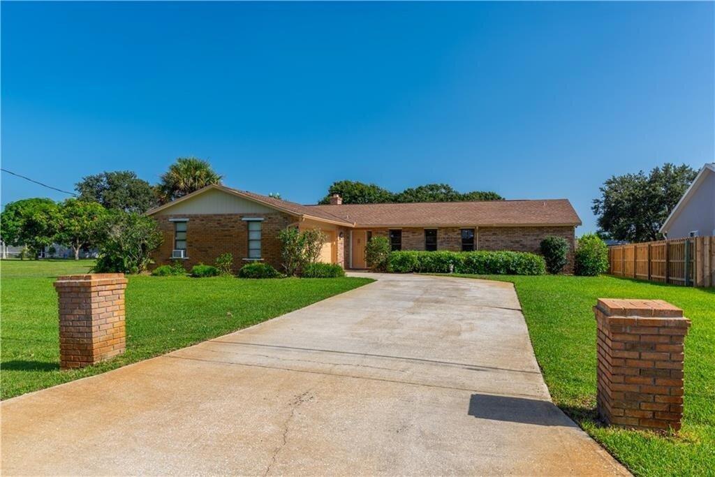 1531 Southeast Portillo Road Port St. Lucie, FL 34952 - Photo 1 of 28 1