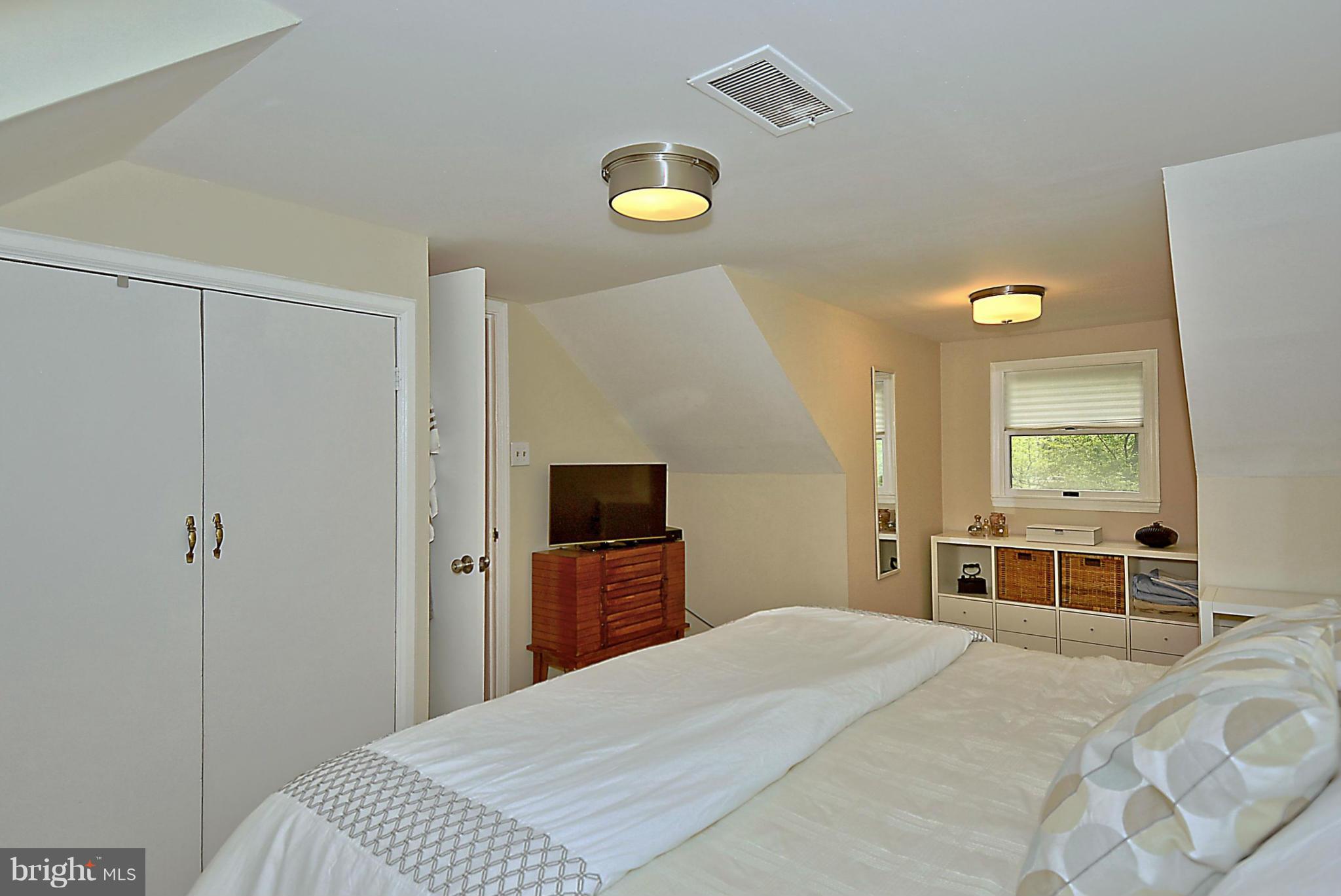 1000 Laredo Road Silver Spring, MD 20901 - Photo 19 of 29 Bedroom (Master)