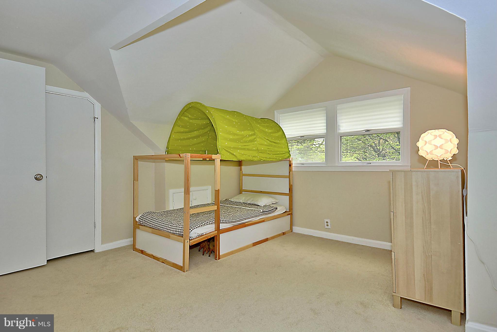 1000 Laredo Road Silver Spring, MD 20901 - Photo 21 of 29 Bedroom