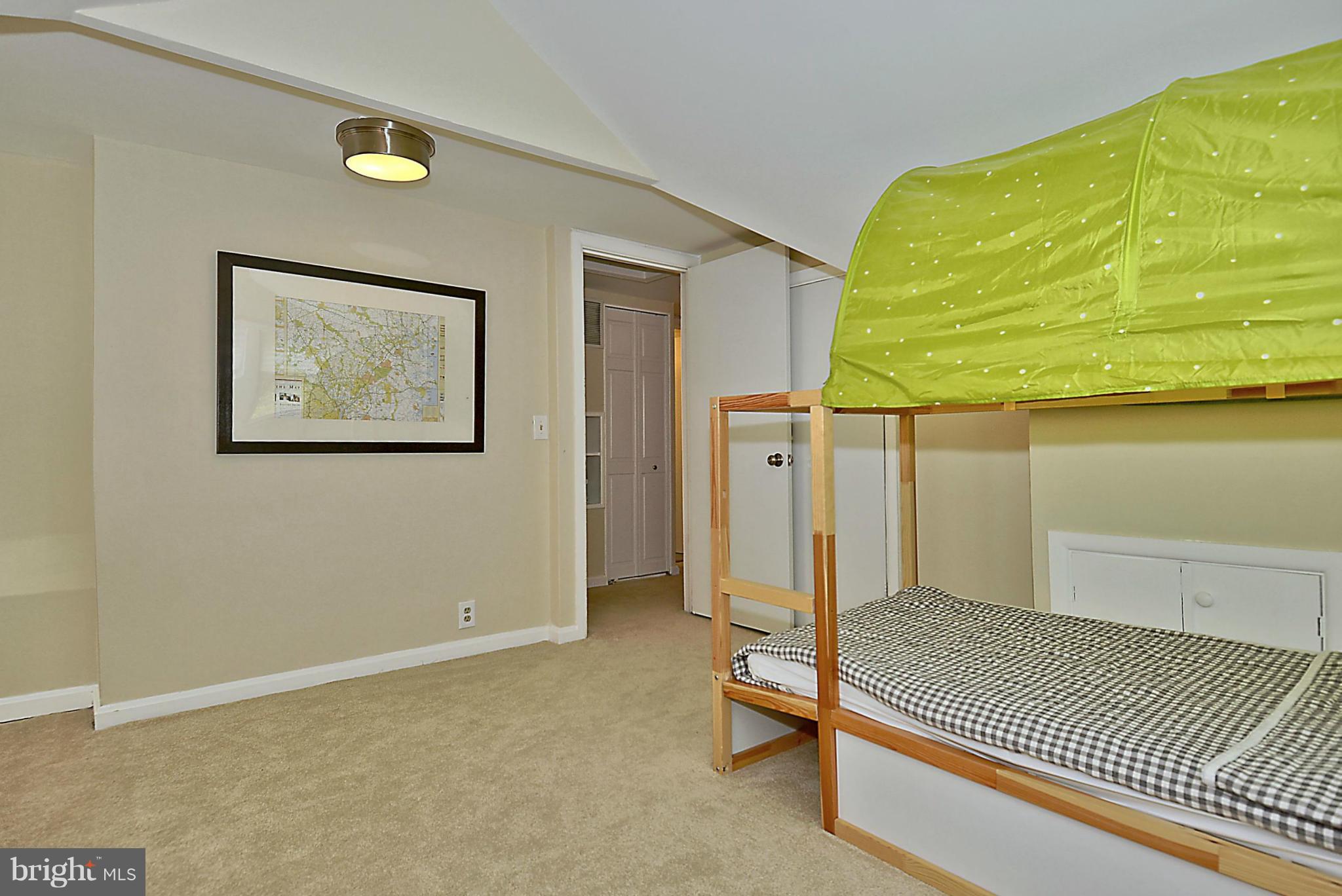 1000 Laredo Road Silver Spring, MD 20901 - Photo 22 of 29 Bedroom
