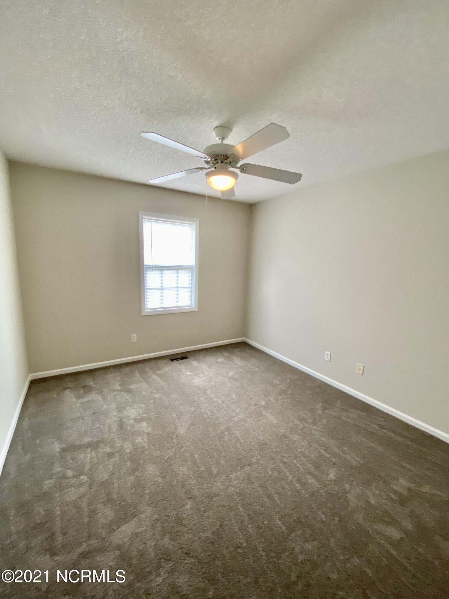 1025 Spring Forest Road, Unit E6 Greenville, NC 27834 - Photo 14 of 16 IMG_1738