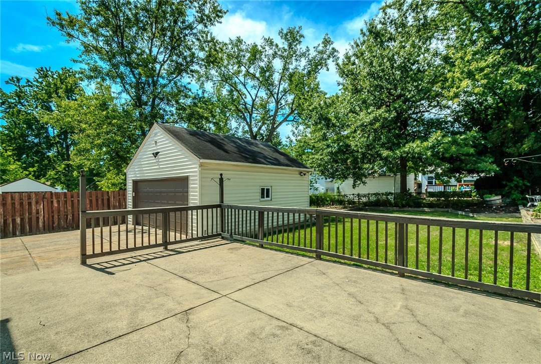 1328 Churchill Road Lyndhurst, OH 44124 - Photo 20 of 22