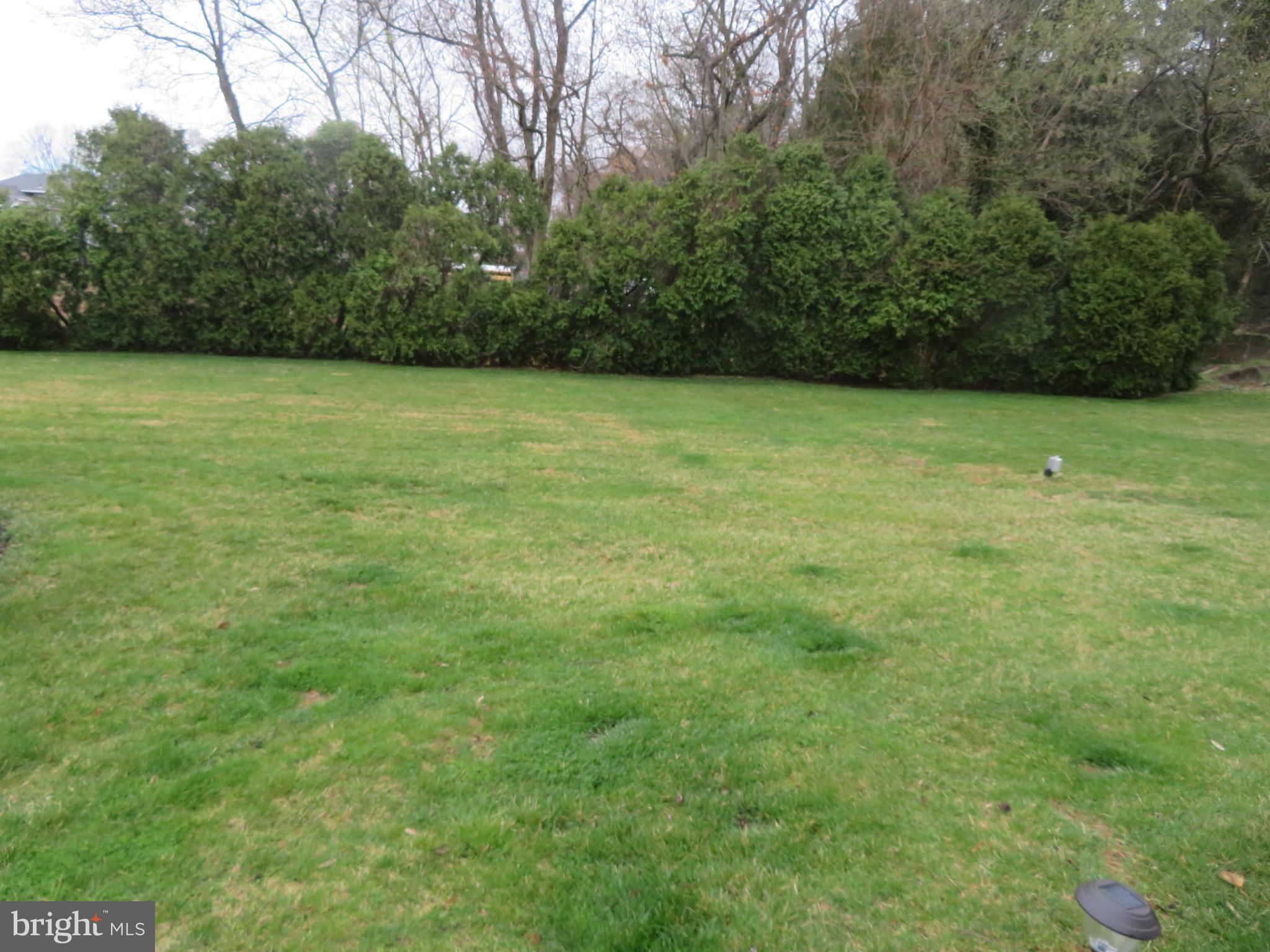 280 Greentree Road Sewell, NJ 08080 - Photo 2 of 10