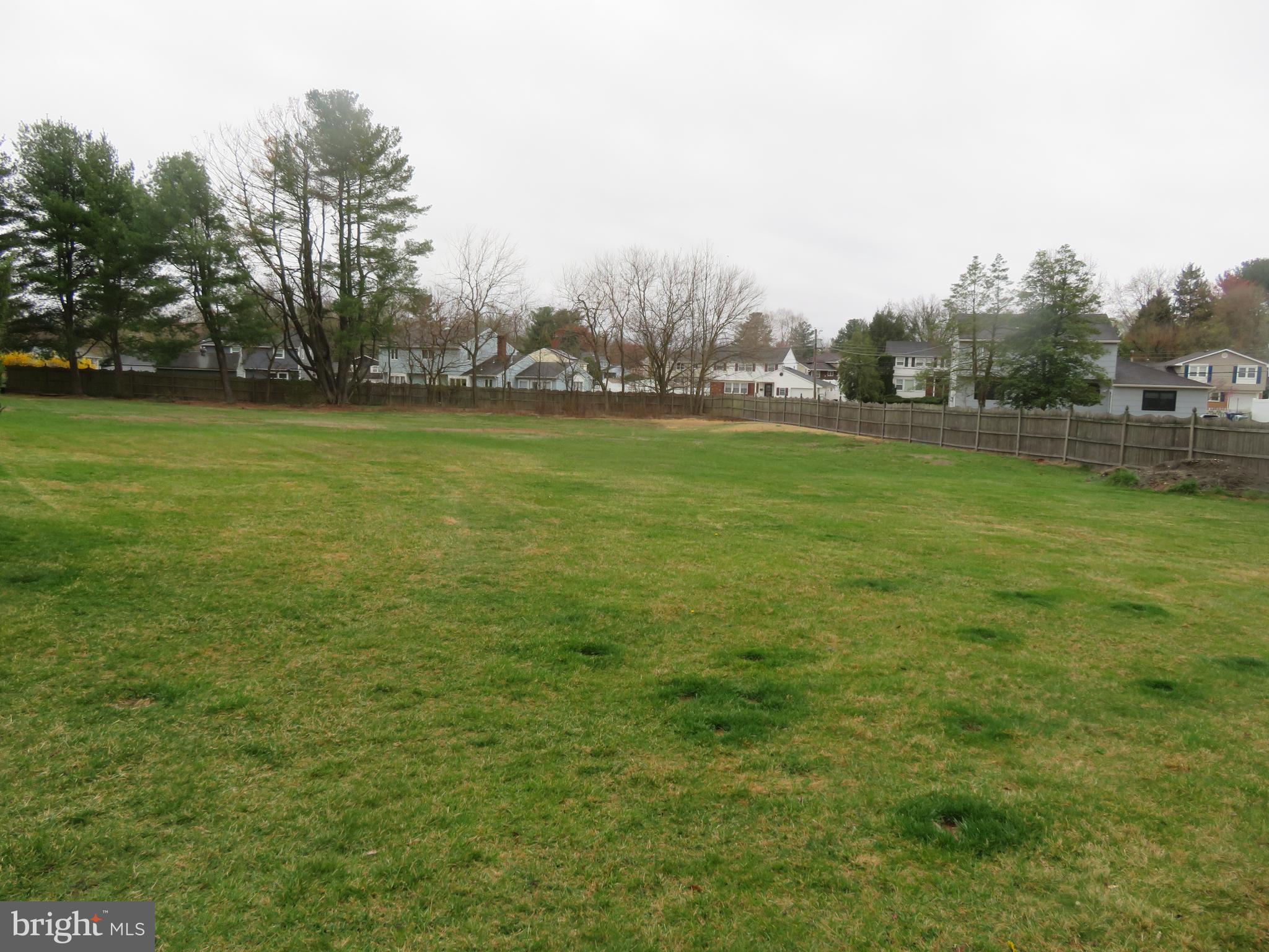 280 Greentree Road Sewell, NJ 08080 - Photo 3 of 10