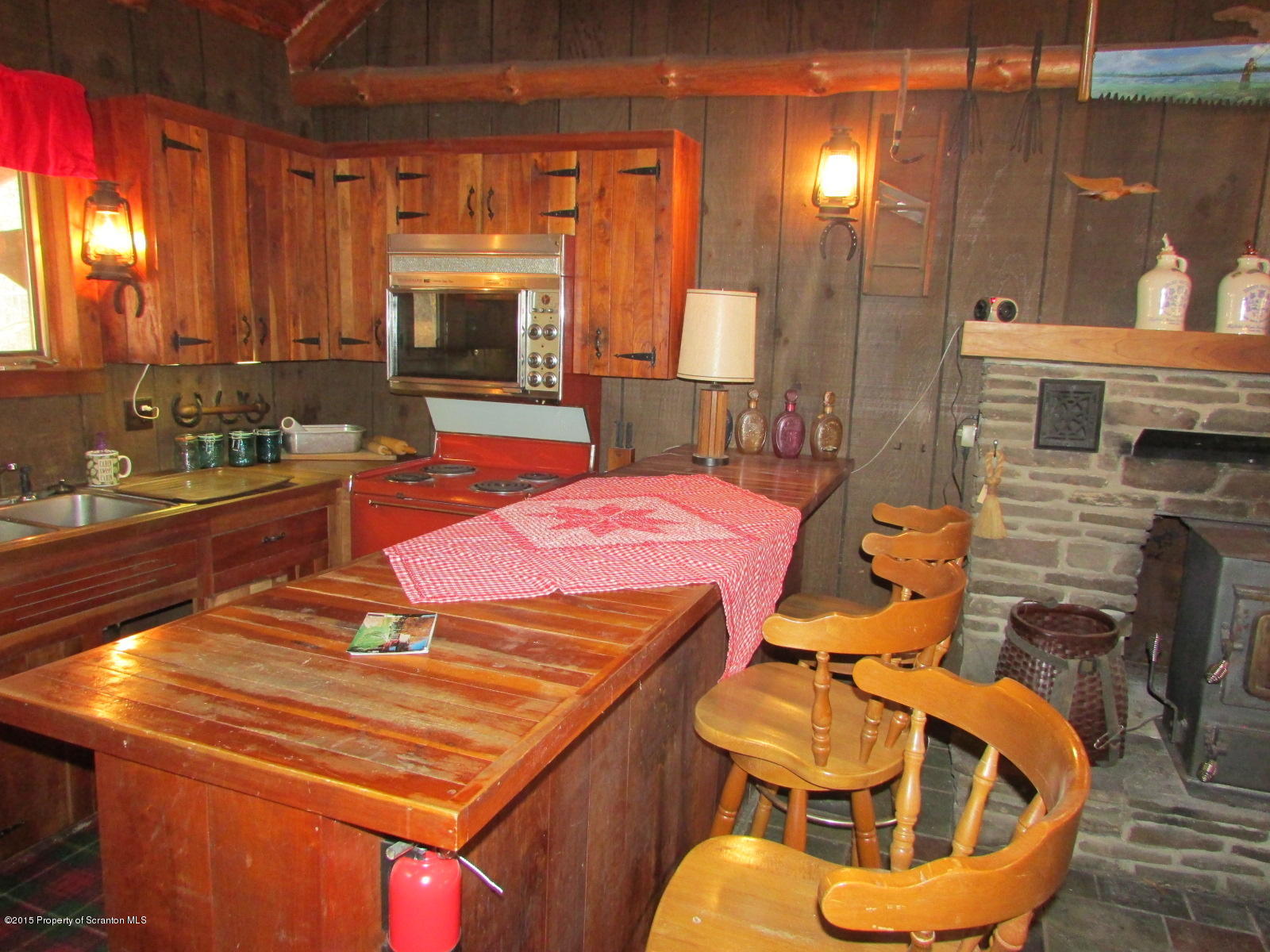 1291 Conroy Road Montrose, PA 18801 - Photo 10 of 34 a room with gym equipment