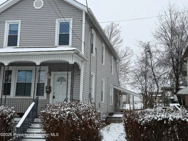 $1,500 | 417 Willow Street, Scranton, PA 18505