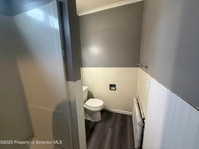 $1,500 | 417 Willow Street, Scranton, PA 18505