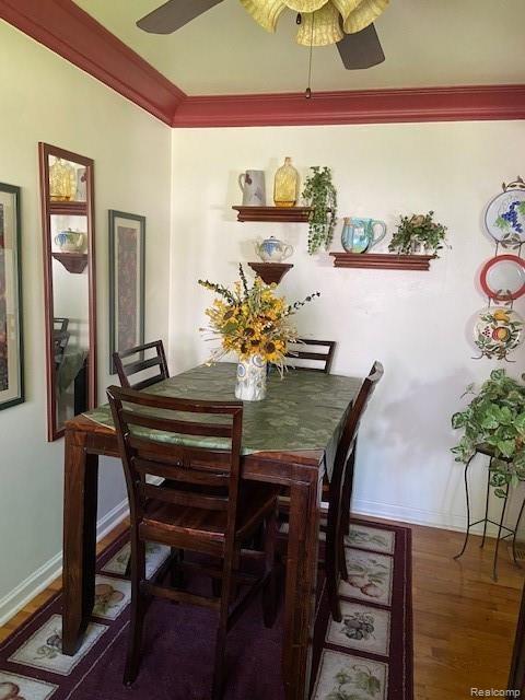 6376 Fenton Road Flint, MI 48507 - Photo 9 of 40 dining room.jpg