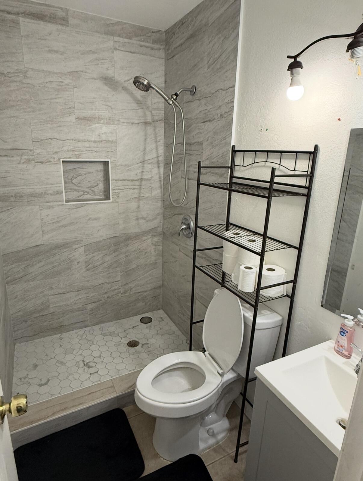 1216 C Road Loxahatchee Groves, FL 33470 - Photo 15 of 19 Bathroom