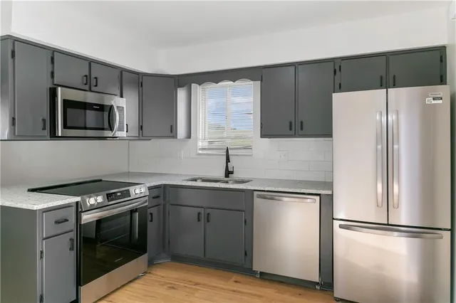 $237,500 | 3707 Northeast 67th Terrace, Kansas City, MO 64119