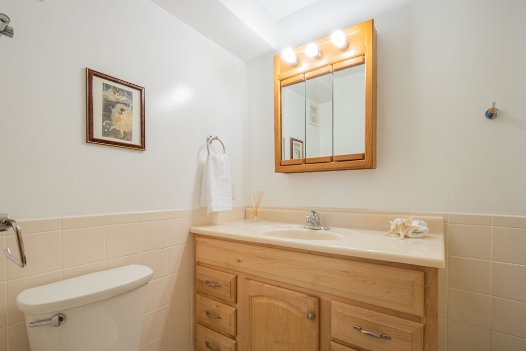 48 Baskin Road Lexington, MA 02421 - Photo 30 of 42 Gallery Image 30